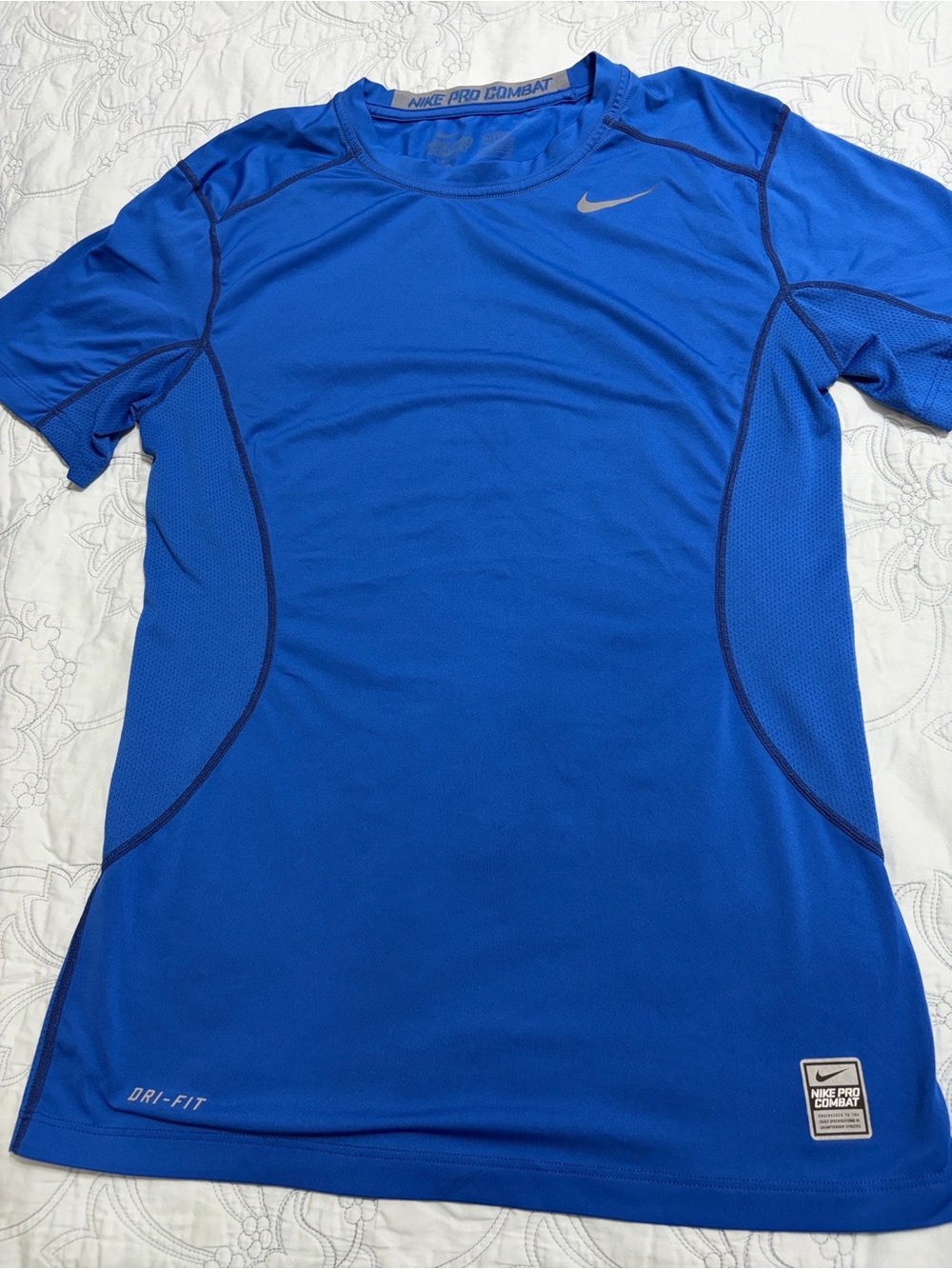 Nike Pro Combat Dri-Fit Blue Athletic Mesh Compression Shirt Size Small